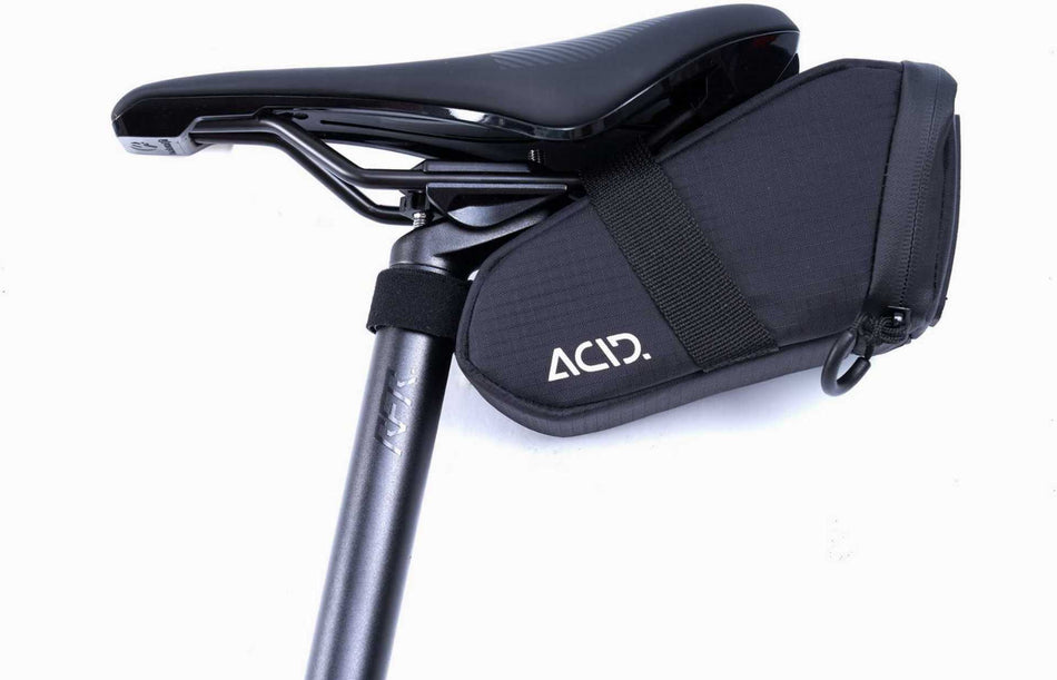 Acid Satteltasche PRO 0,8 L black M