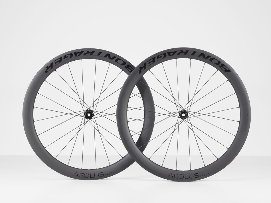 Bontrager Aeolus Pro 51 TLR Disc Carbon VR/HR 28" black