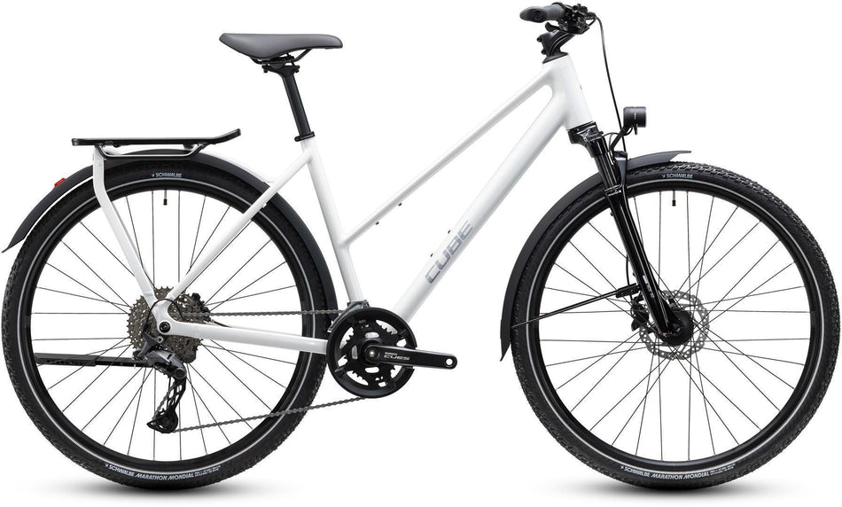 Cube Kathmandu Pro Trekkingbike Trapeze 28" metallicwhite´n´chrome
