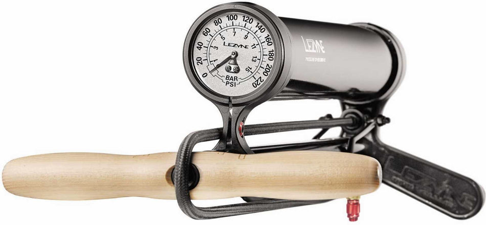 Lezyne Pressure Over Driv Standpumpe schwarz-glänzend 220PSI