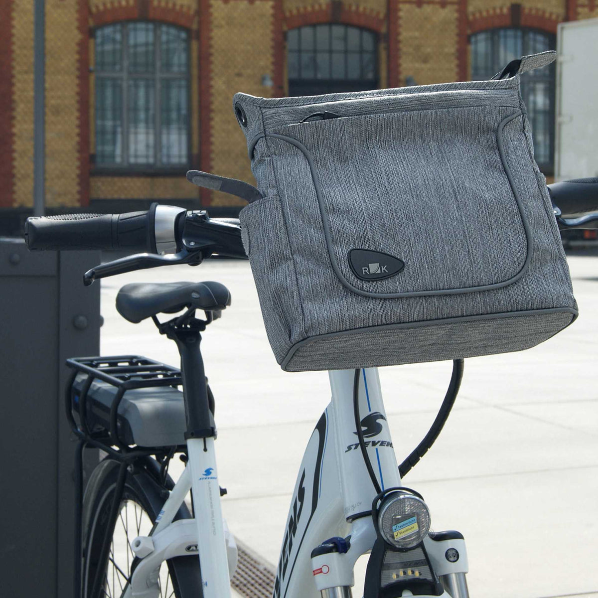 klickfix lenkertasche grau KLICKfix Allegra Fashion Lenkertasche grau – Biketech24