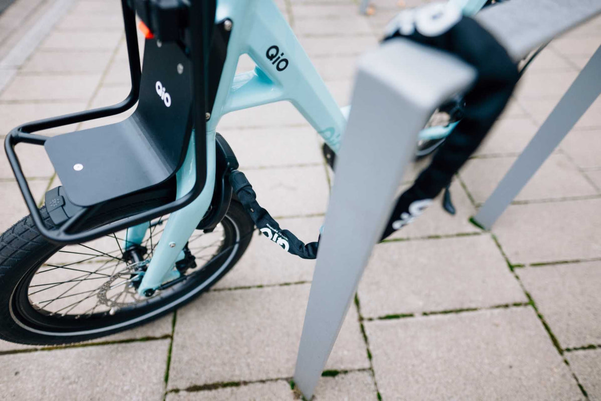 Qio Schlossset Trelock RS 480 + Einsteckkette 100cm + Akkuschliesszyli – Biketech24