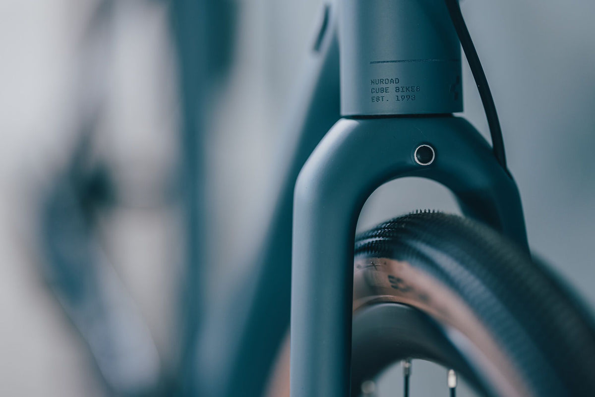 cube gravel bike blau Cube Nuroad Pro Gravelbike Diamant whale´n´reflex – Biketech24