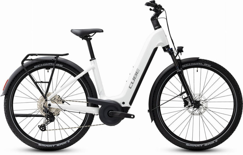 Cube Nuride Hybrid Performance 720 Wh E-Trekkingbike Easy Entry 28" metallicwhite´n´grey