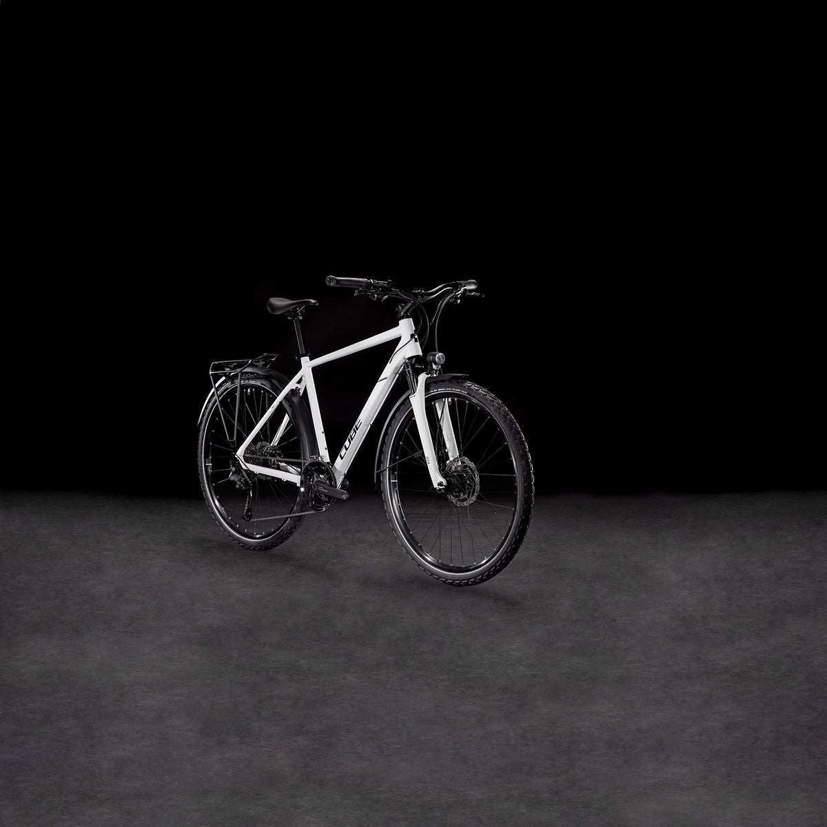 Cube Nature Pro Allroad Trekkingrad Diamant 28