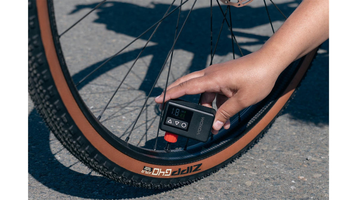 elektrische fahrradpumpen Voxom elektrische Fahrradminipumpe EPU2 schwarz – Biketech24